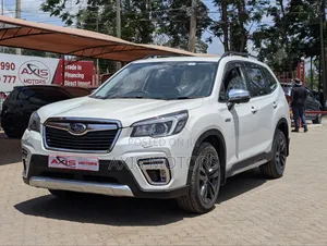 Subaru Forester Sport AWD 2019 White