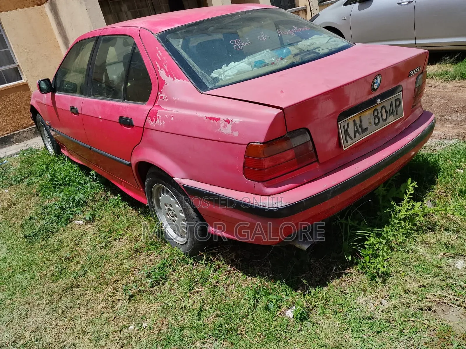 BMW 318i 1992 Red