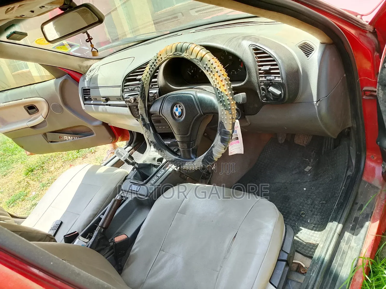 BMW 318i 1992 Red