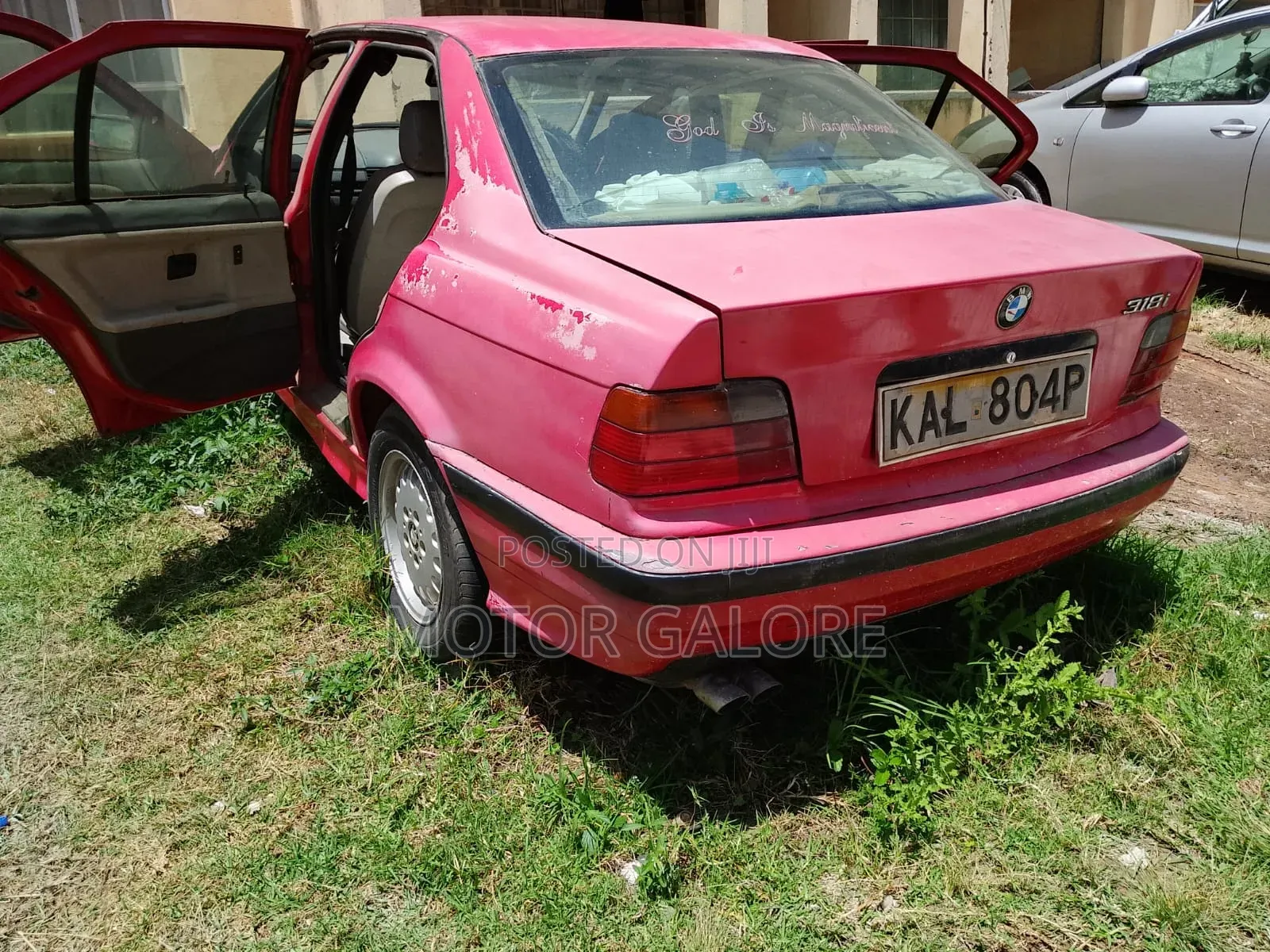 BMW 318i 1992 Red