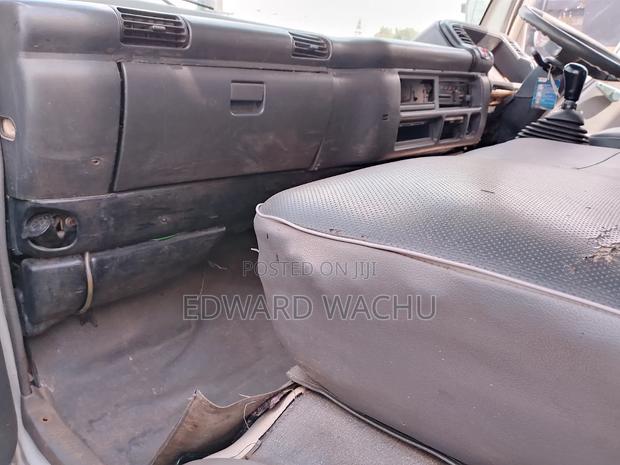 Isuzu NPR 4.3 - thumbnail 3
