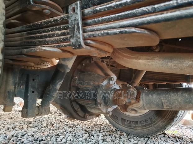 Isuzu NPR 4.3 - thumbnail 4