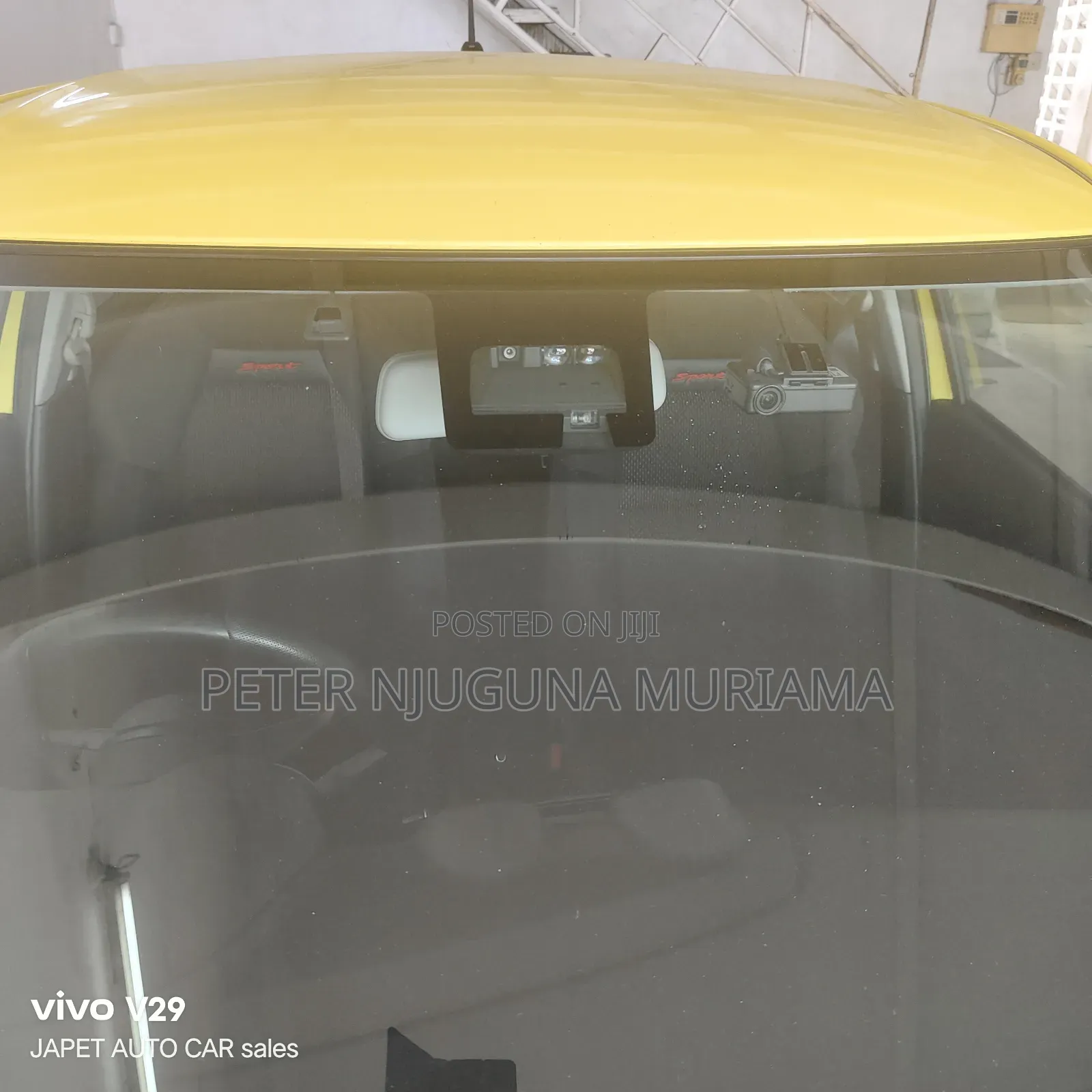 Suzuki Swift 2019 Yellow