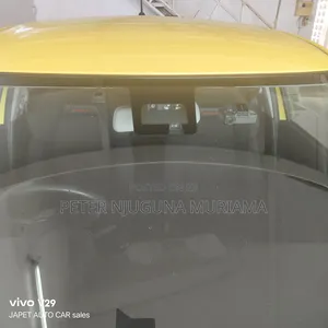 Suzuki Swift 2019 Yellow