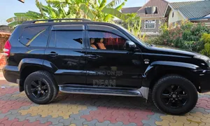 Toyota Land Cruiser Prado 2005 Black