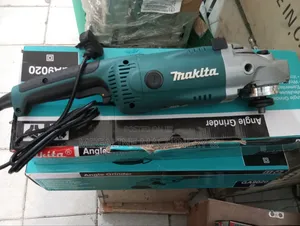 Makita Angle Grinder GA9020