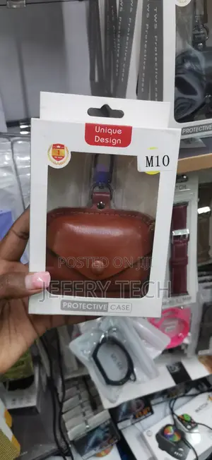 M10 Brown Faux Leather Protective Case for Wireless Earbud Charging