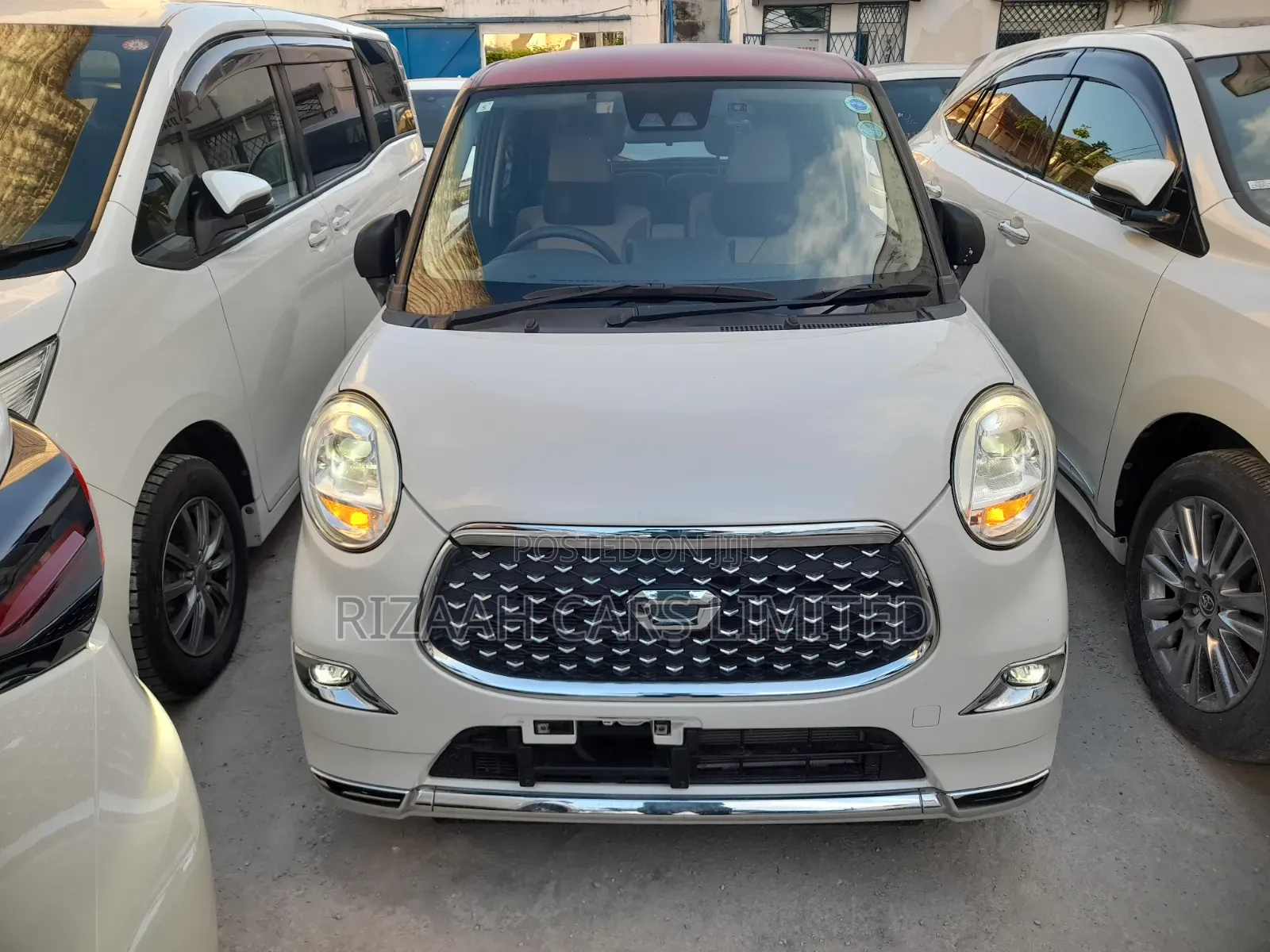 Daihatsu Cast 2020 White