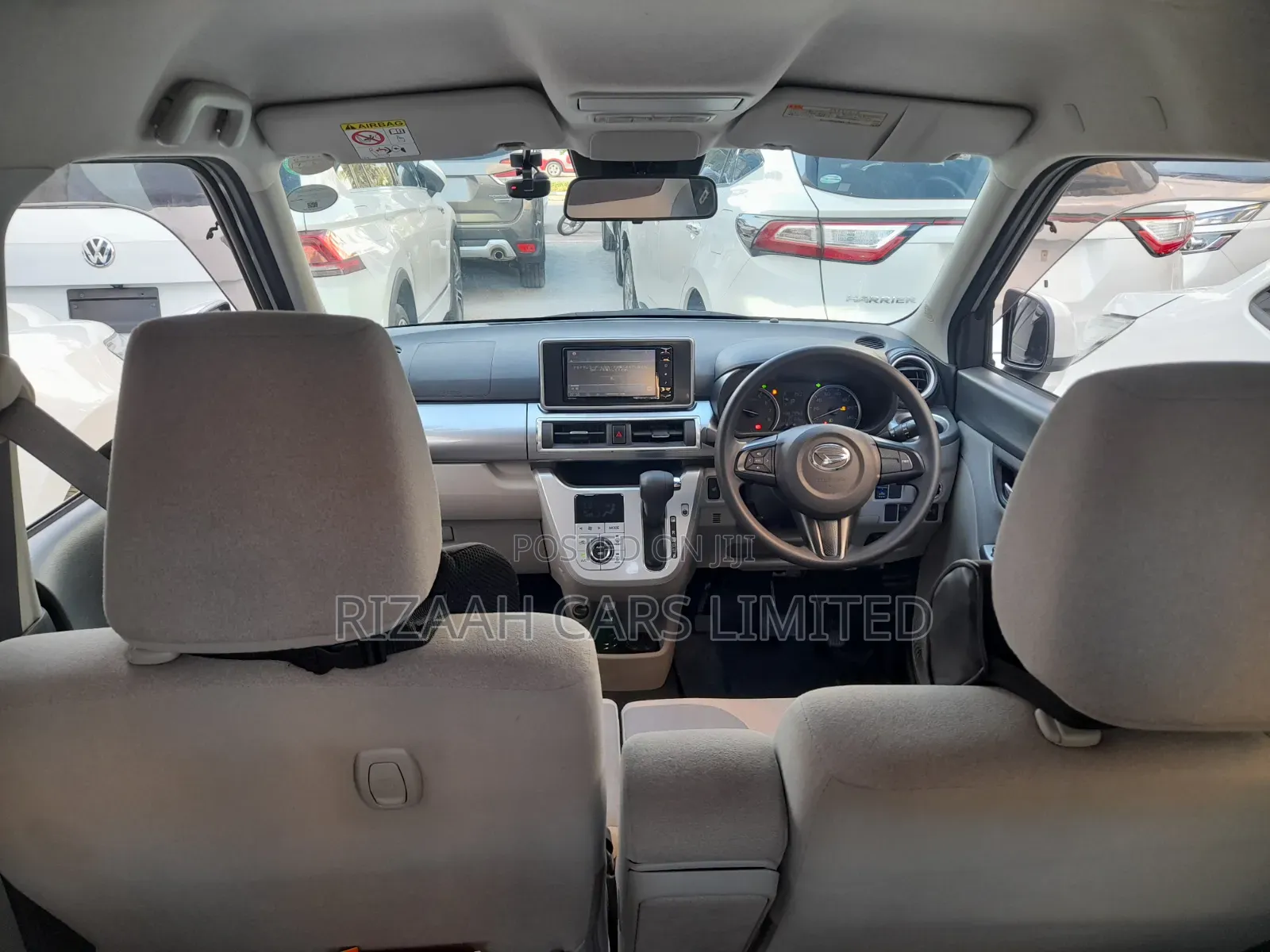 Daihatsu Cast 2020 White
