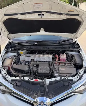 Toyota Auris 2016 Pearl