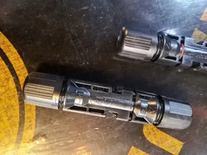 MC4 Solar Panel Connectors With Metal Pins for PV Cable