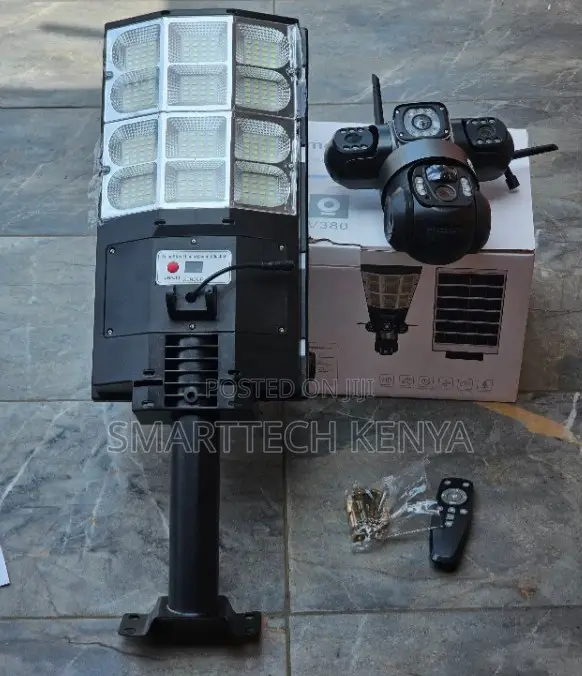 4G Solar Street Light With CCTV Camera for Outdoor Security 180W