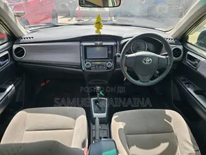 Toyota Axio 1.5 X 2WD 2012 Silver