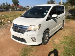 Nissan Serena 2011 White
