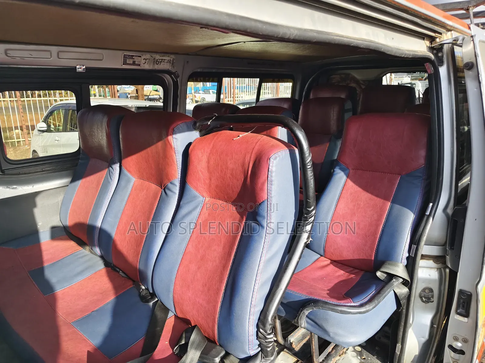 Toyota HiAce 2016 Silver