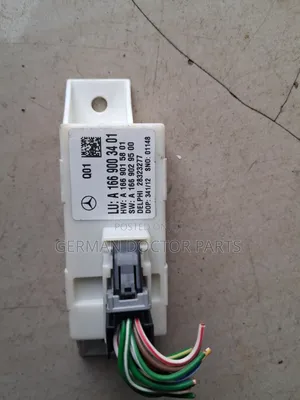 W166 Electronic Fuel Pump Control Module