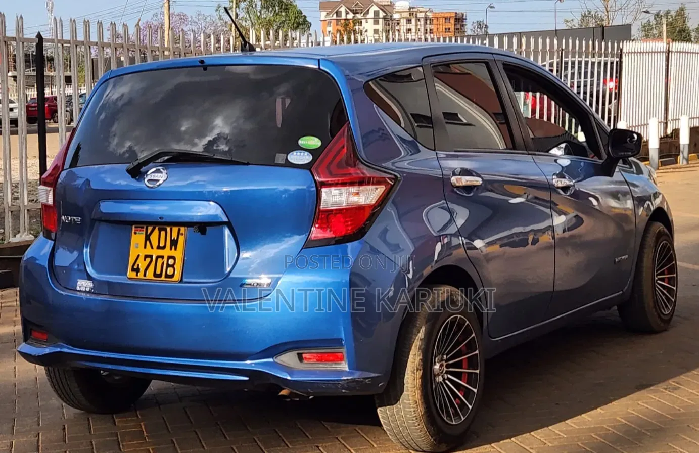 Nissan Note 2018 Blue