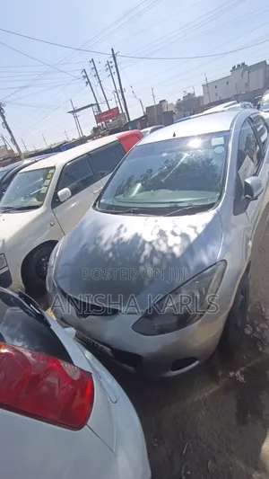 Mazda Demio 2012 Silver