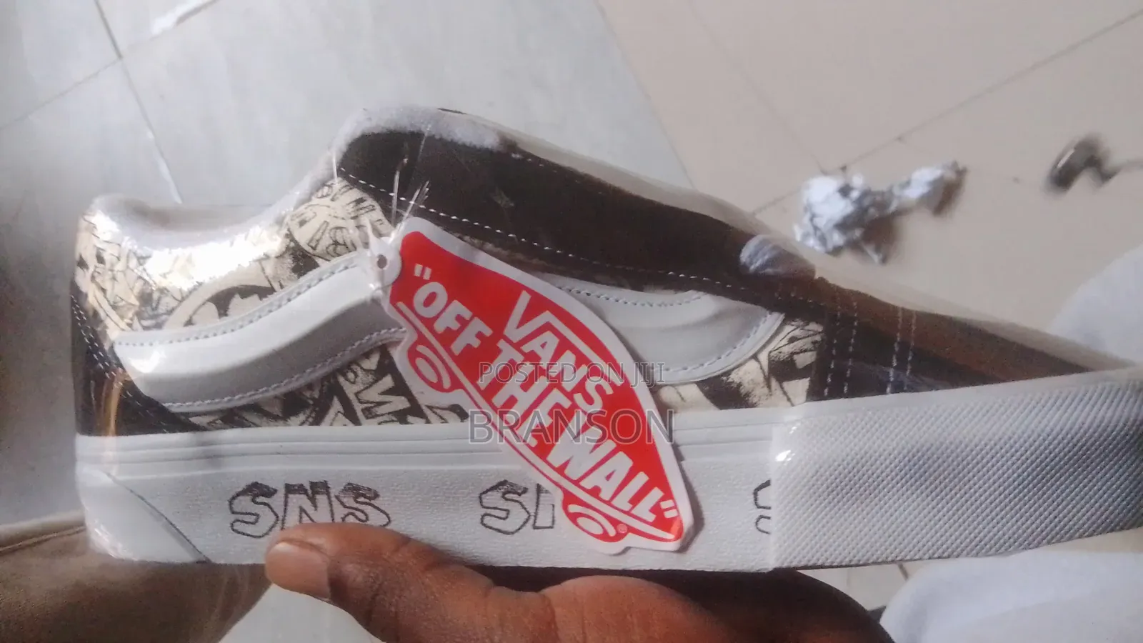 Vans of the Wall