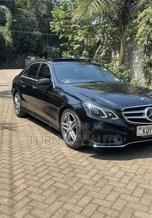 Mercedes-Benz E250 2016 Black