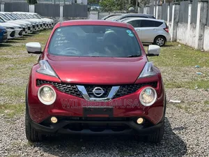 Nissan Juke 1.6 Hybrid FWD 2020 Red