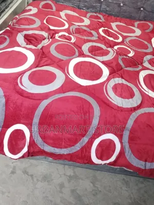 Heavy Woolen Duvet for 5 by 6 Now at 1599
