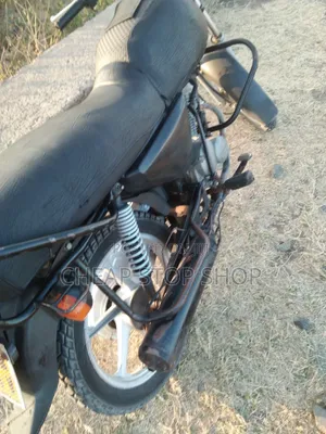 Honda CB 2018 Red