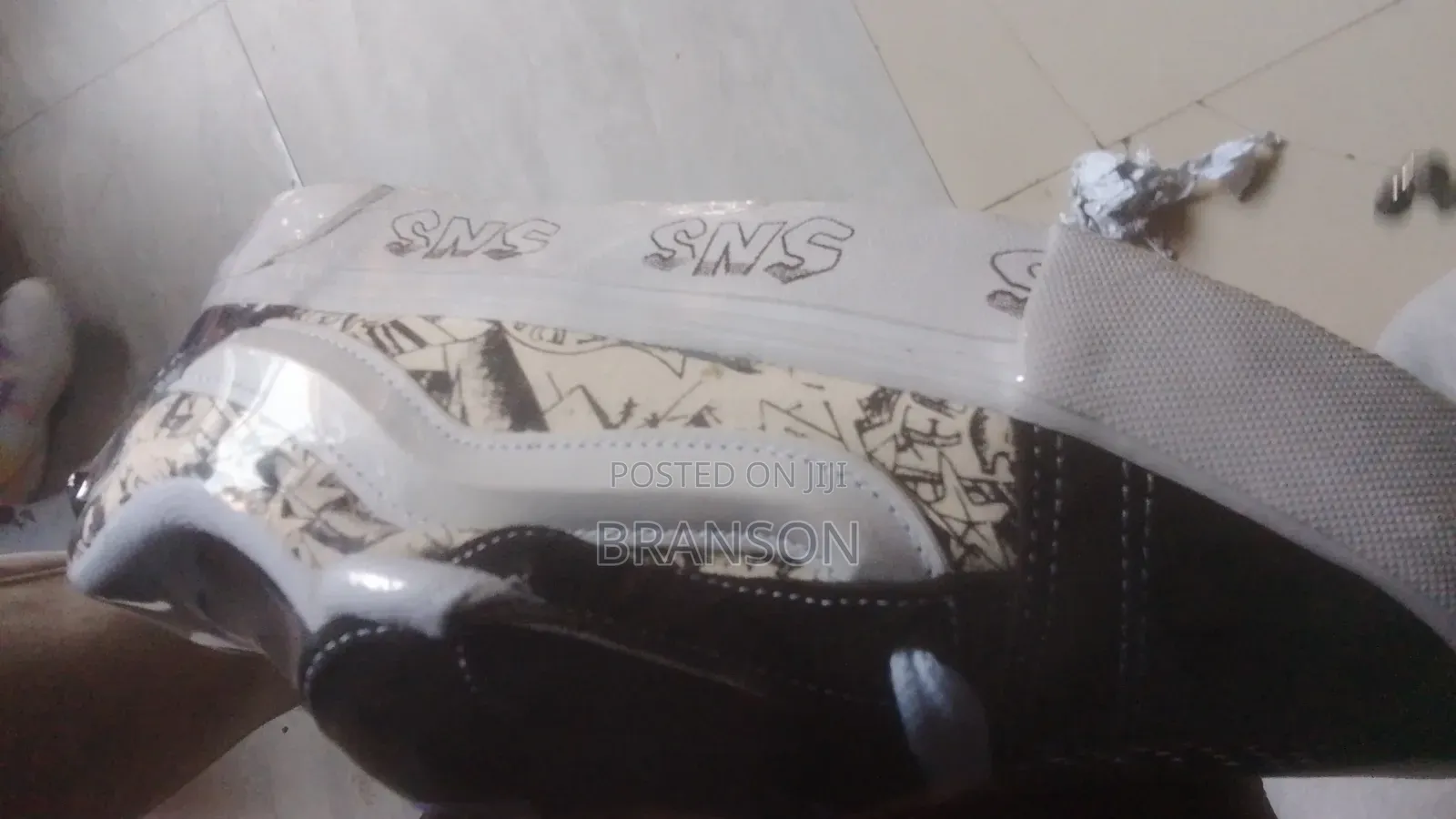 Vans of the Wall