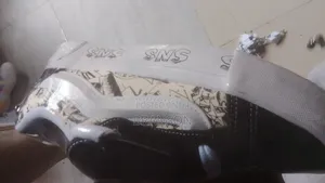 Vans of the Wall