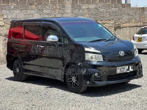 Toyota Voxy 2010 Black