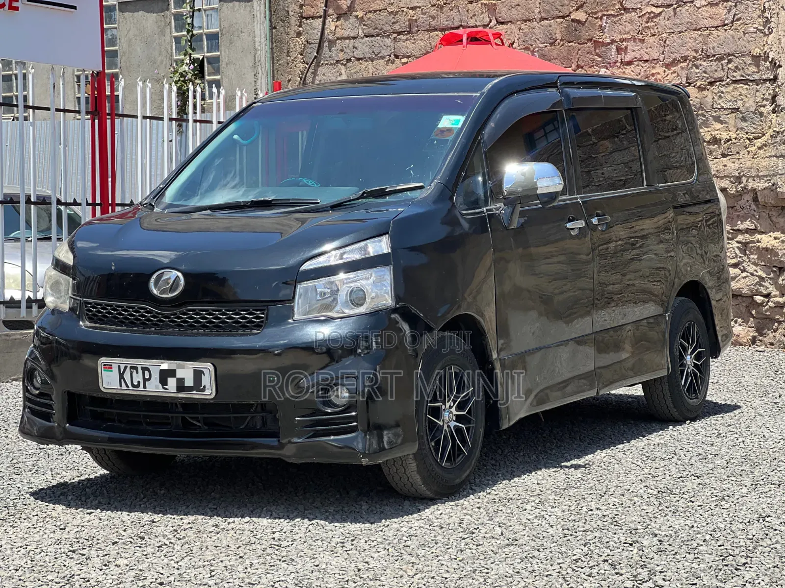 Toyota Voxy 2010 Black