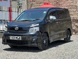 Toyota Voxy 2010 Black