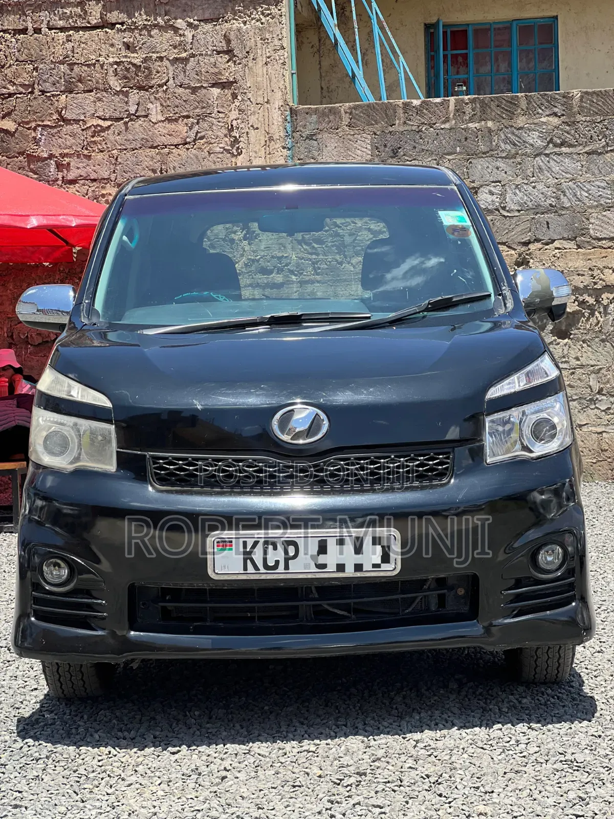 Toyota Voxy 2010 Black