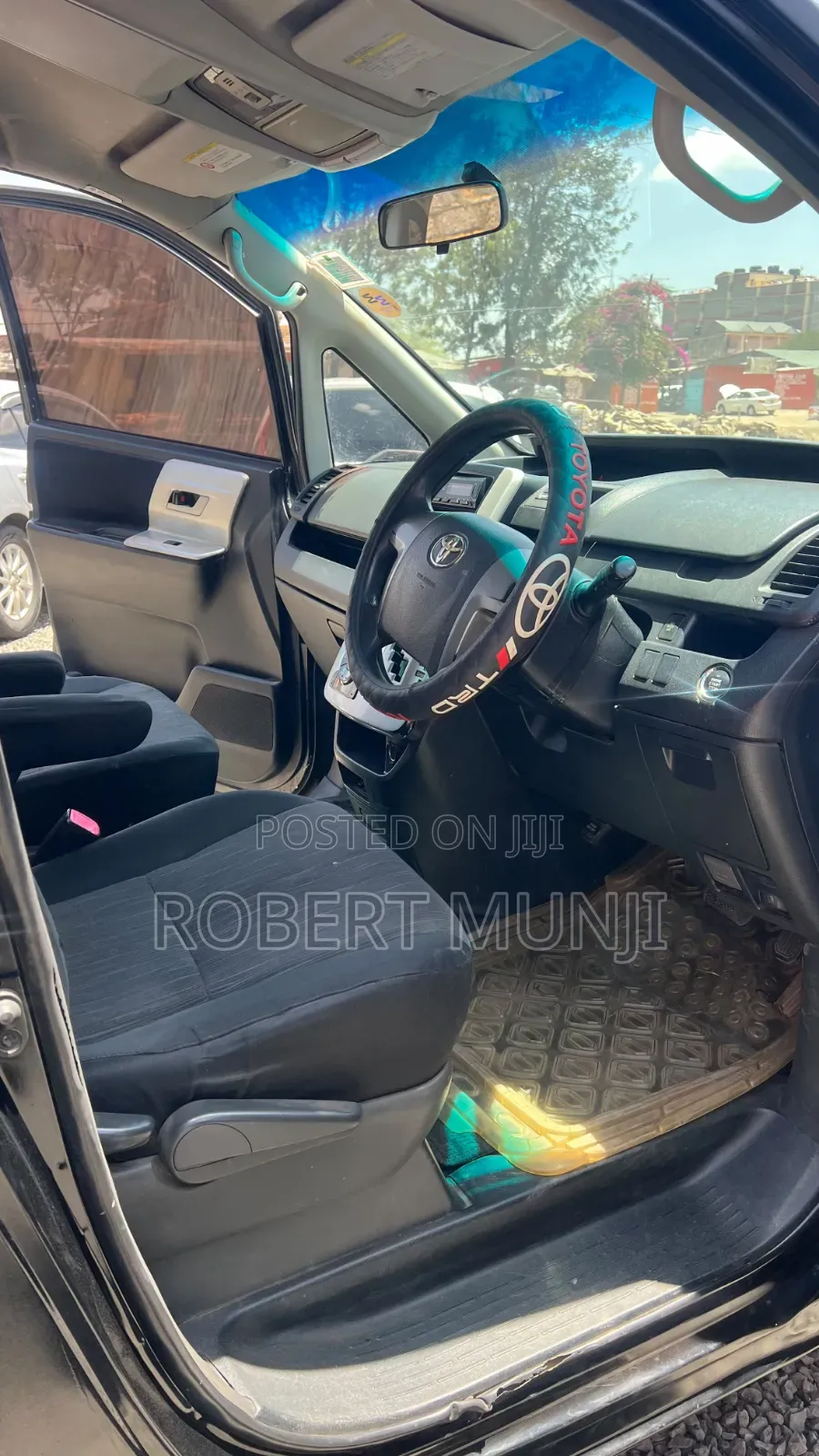 Toyota Voxy 2010 Black