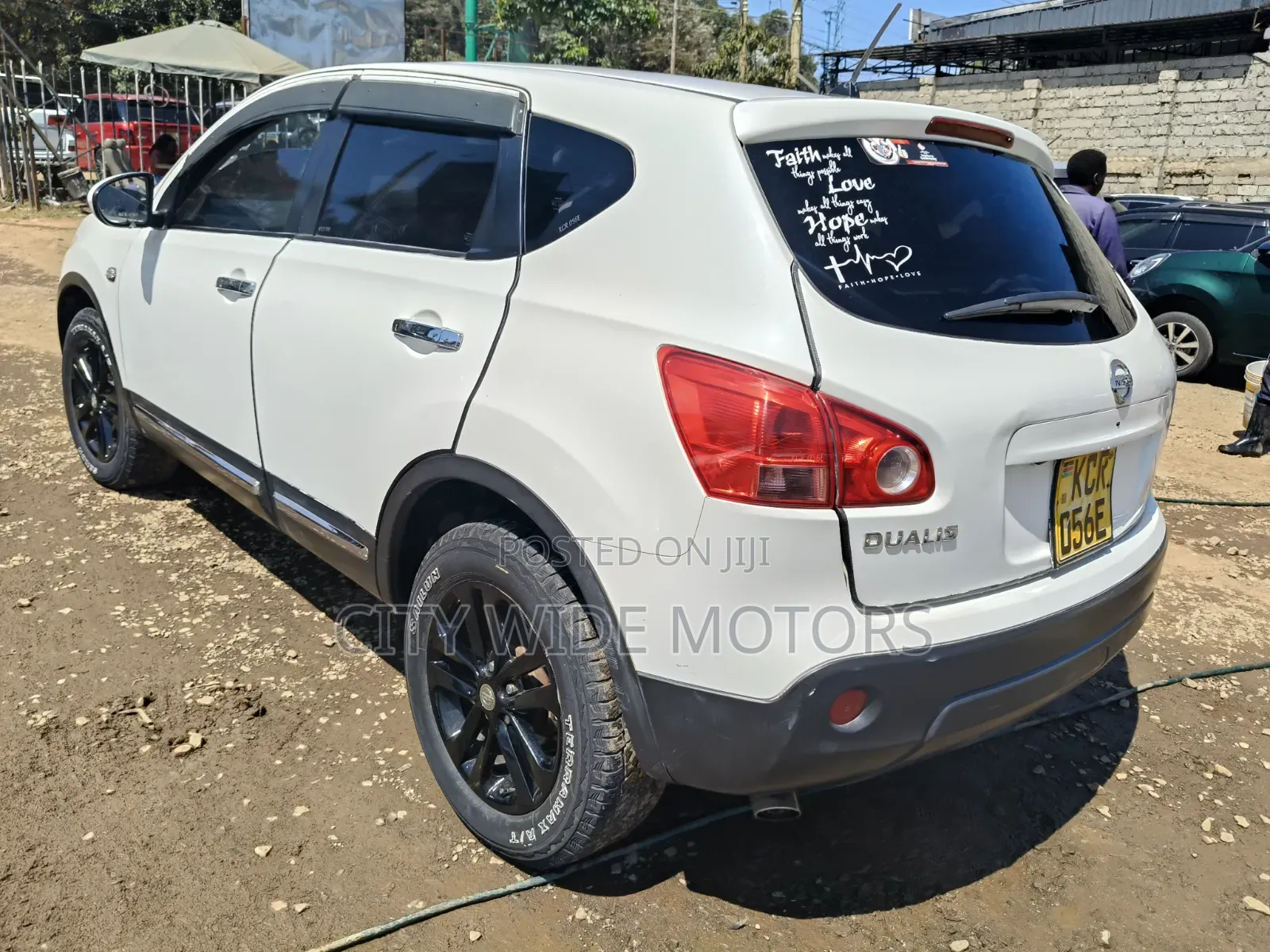 Nissan Dualis 2011 White