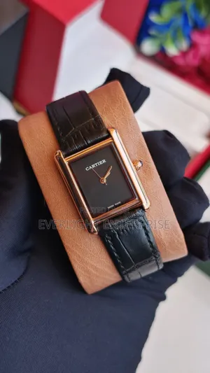  Cartier Tank