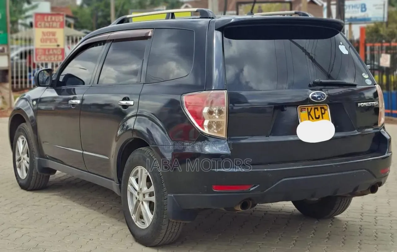 Subaru Forester 2011 Black