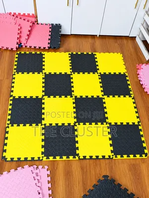 30cm by 30cm Interlocking Puzzle Mat