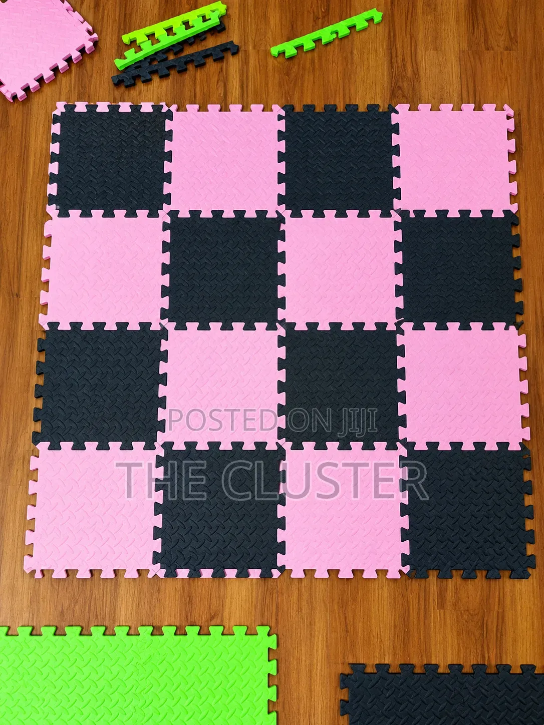 30cm by 30cm Interlocking Puzzle Mat