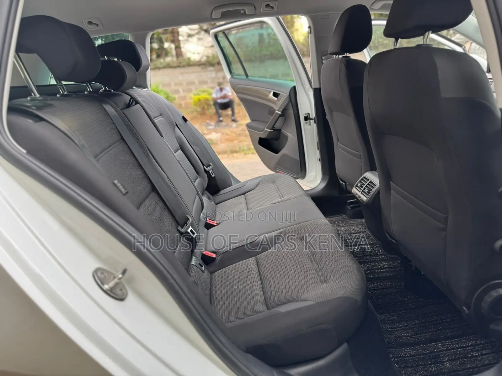 Volkswagen Golf 2019 White