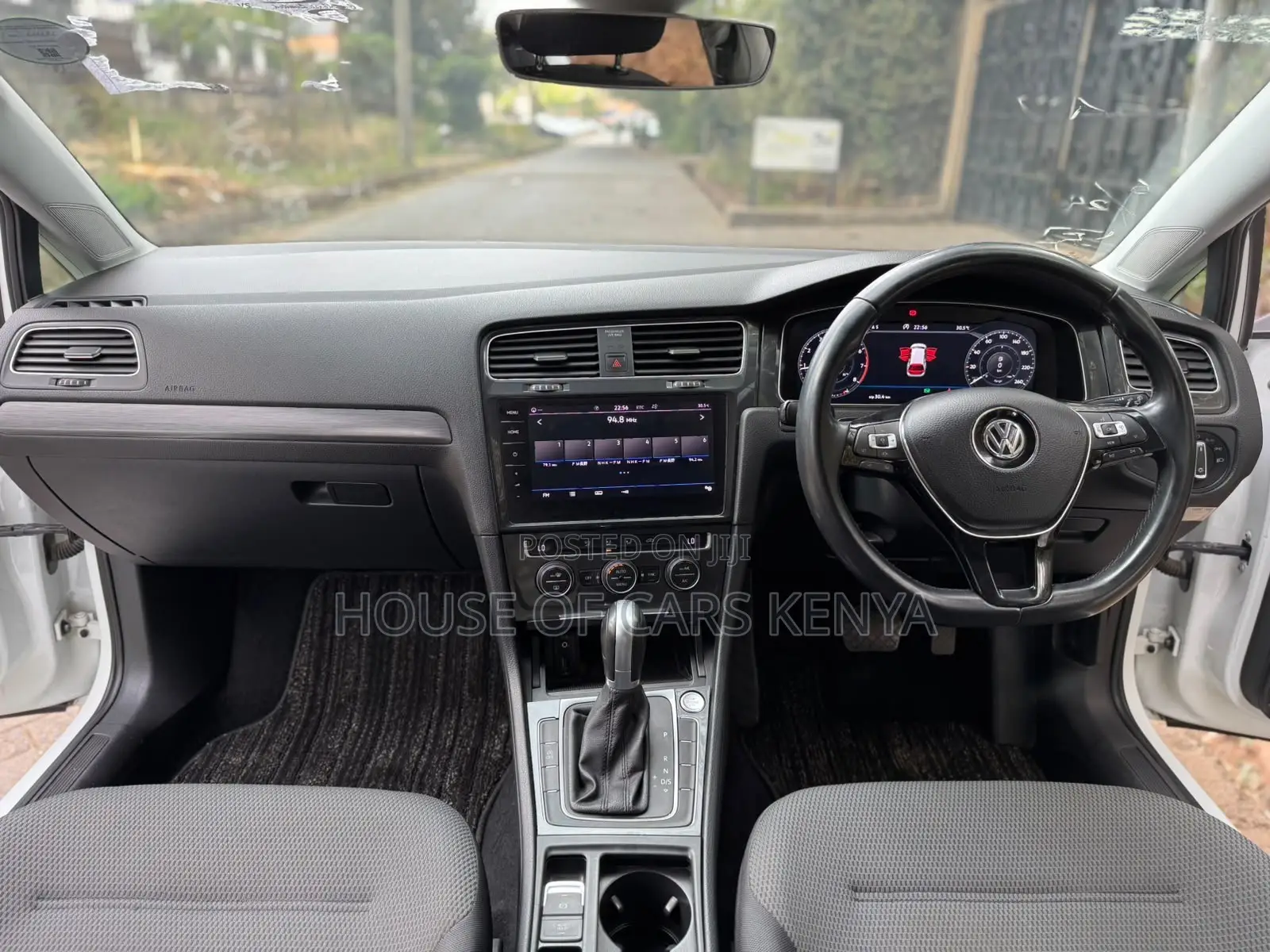 Volkswagen Golf 2019 White