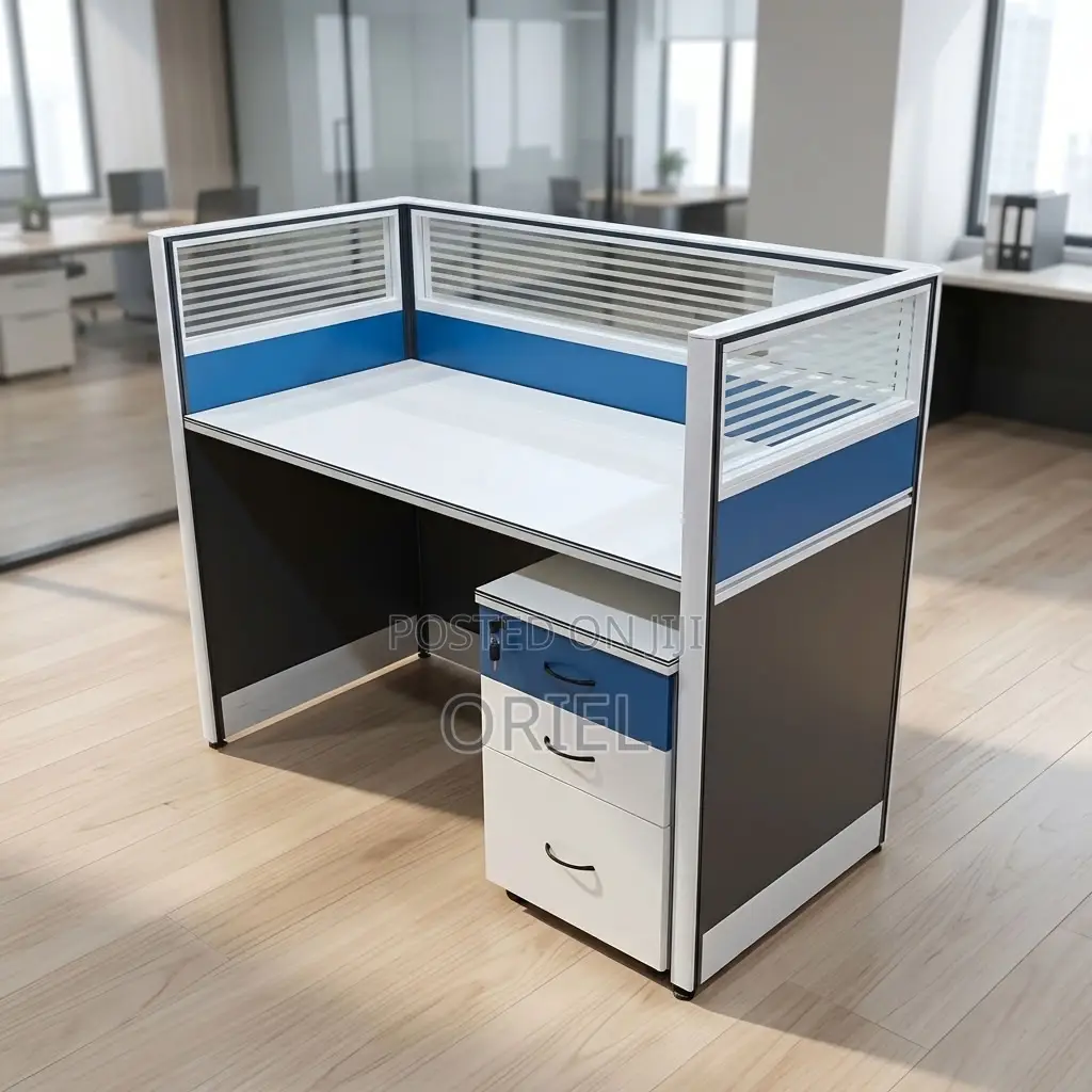 1-Way Office Workstation : One-User Office Workstation Table