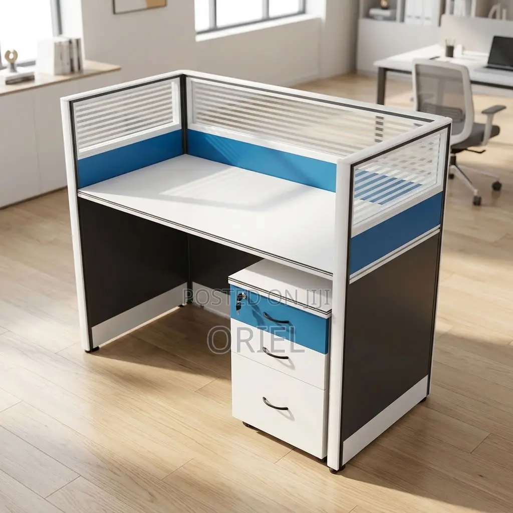 1-Way Office Workstation : One-User Office Workstation Table