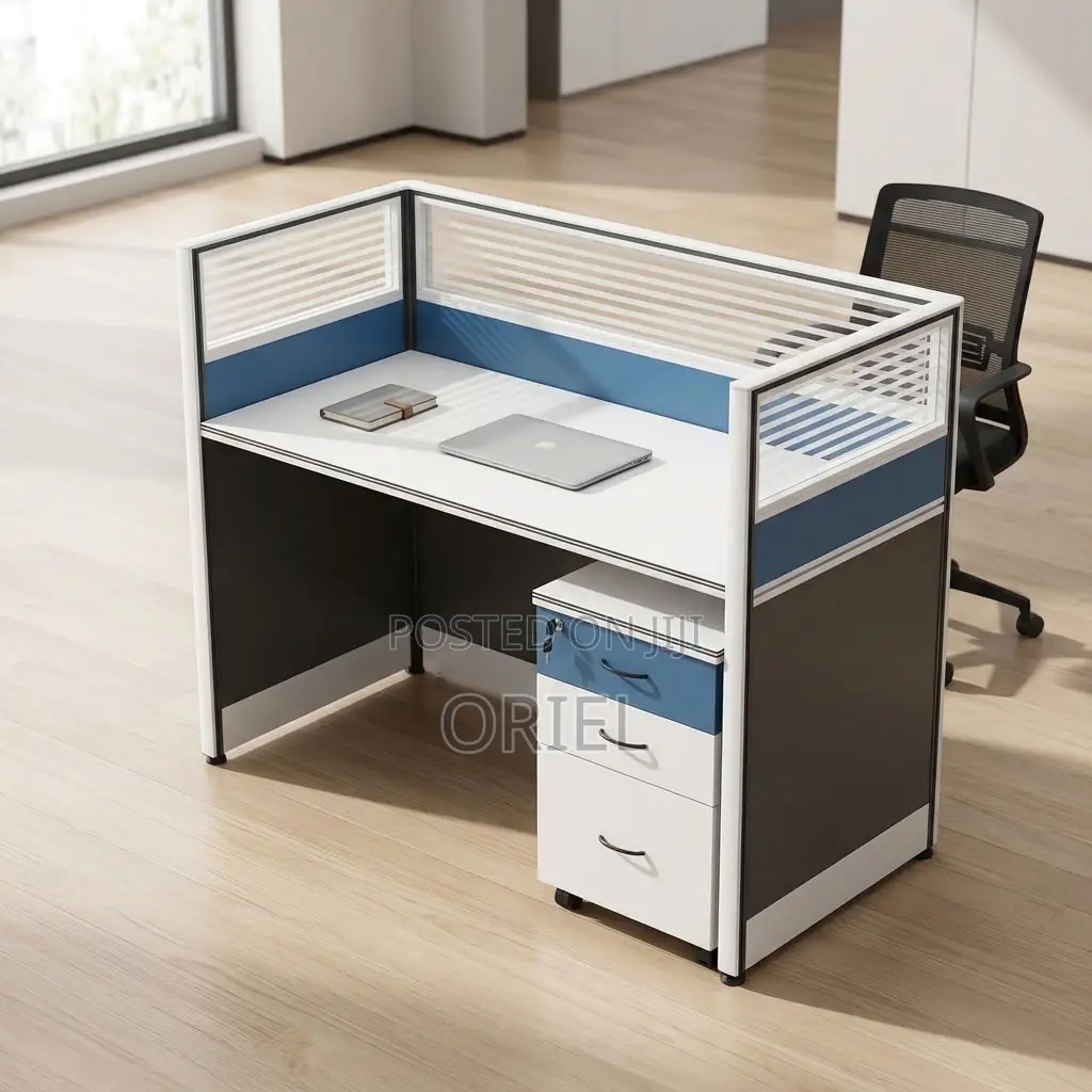1-Way Office Workstation : One-User Office Workstation Table