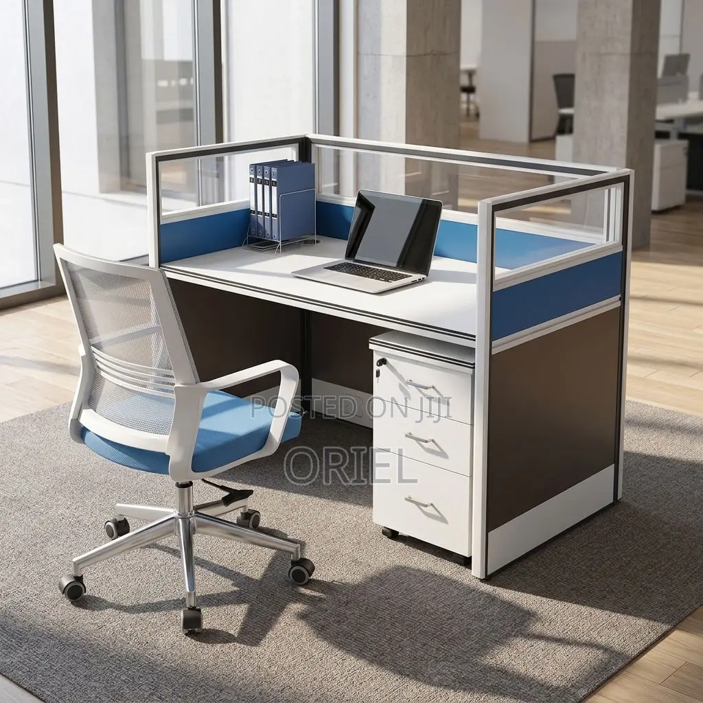 1-Way Office Workstation : One-User Office Workstation Table
