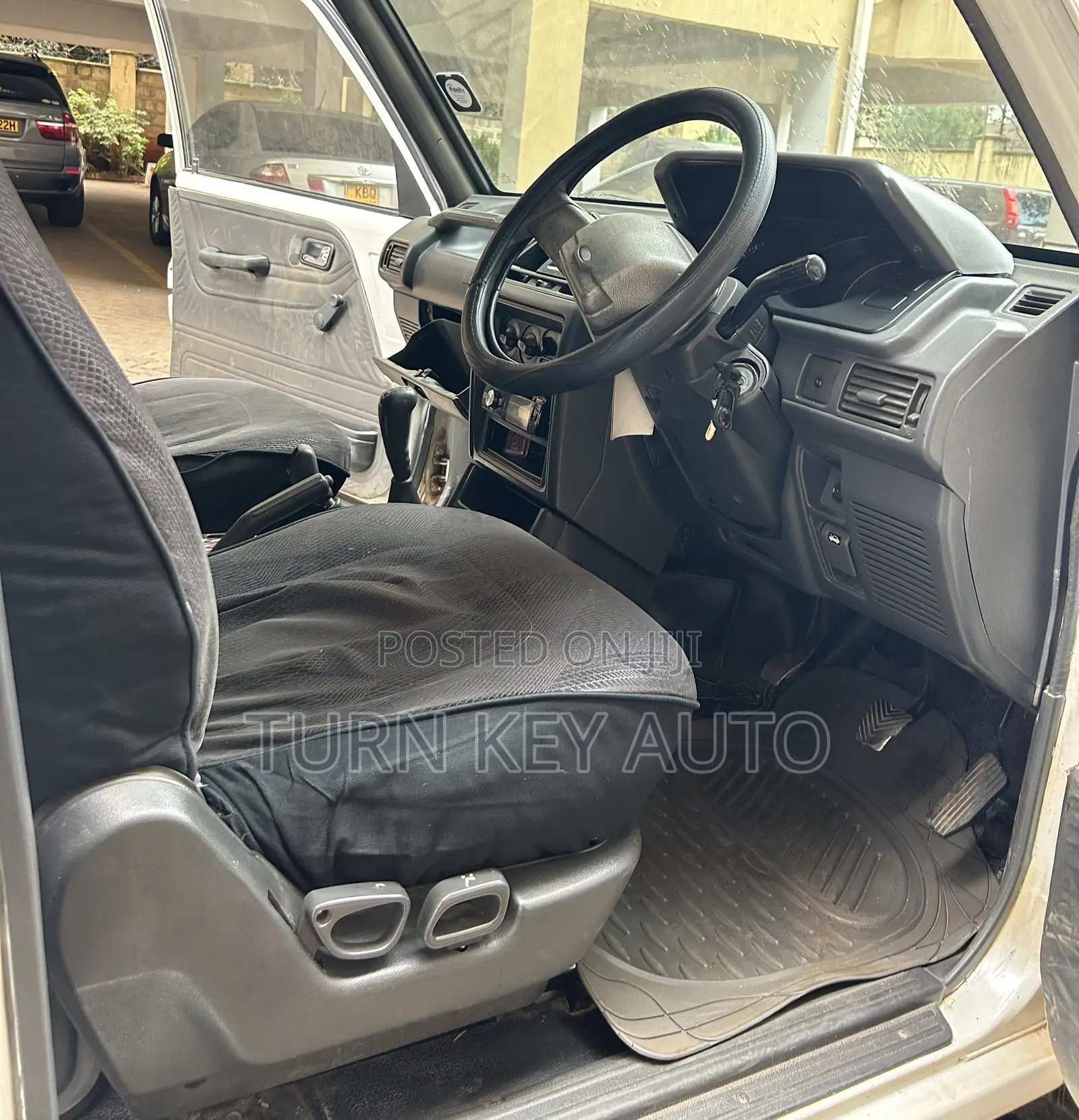 Mitsubishi Pajero Junior 1998 White