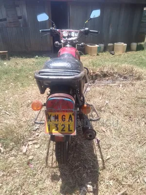 TVS HLX Plus ES 2024 Red