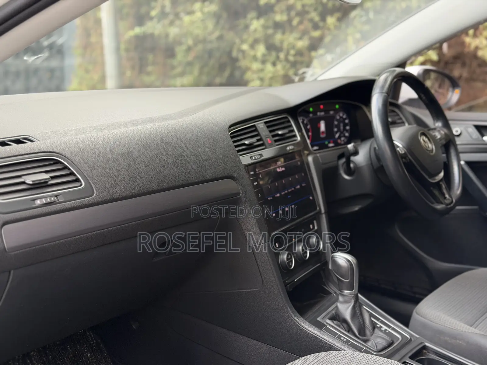 Volkswagen Golf 2019 White