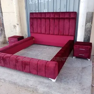 5x6 Red Velvet Bed