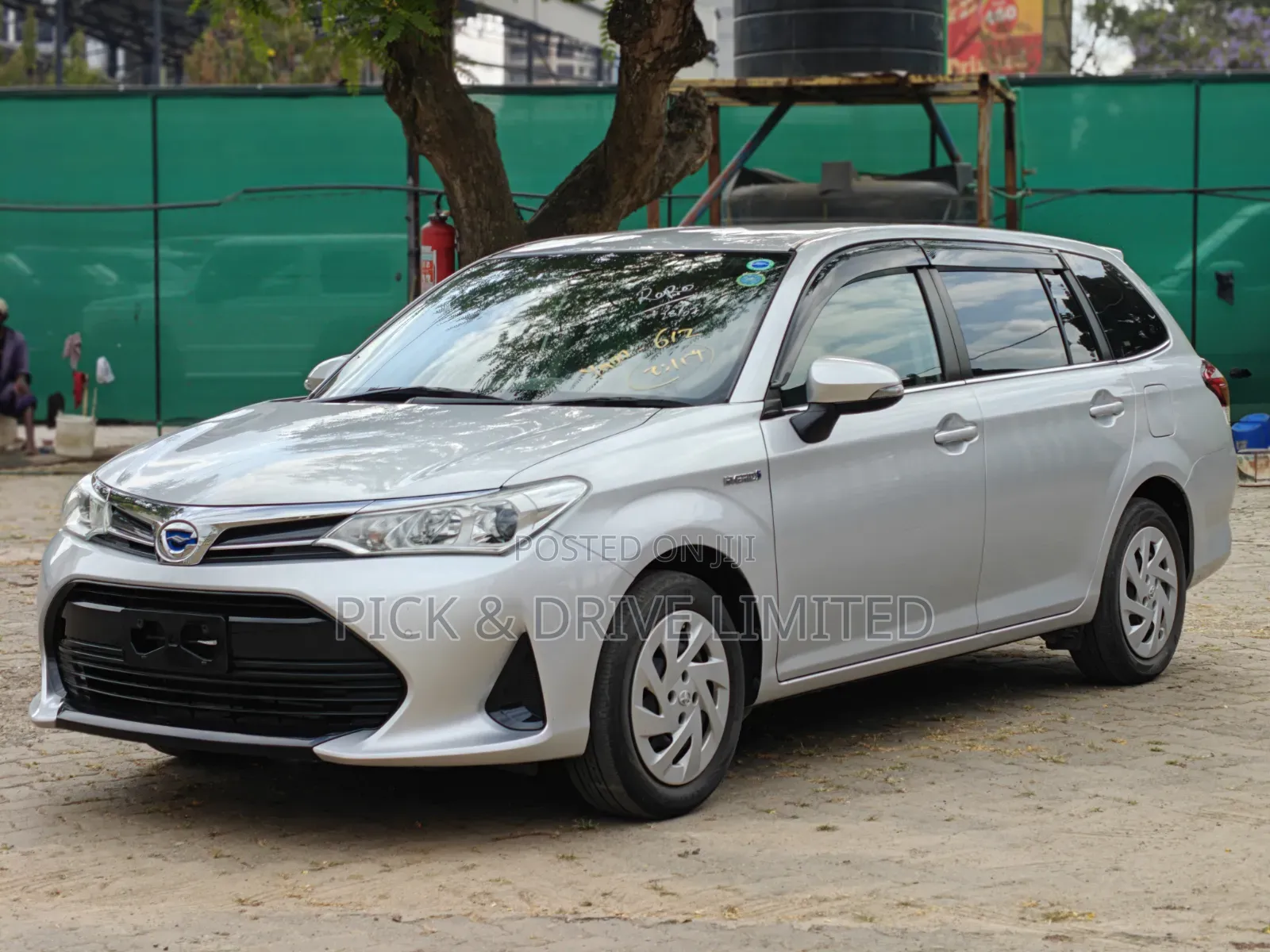 Toyota Corolla Fielder 2019 Silver